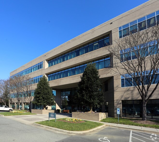 More Photos Of 101 Centreport Dr, Greensboro Office For Lease