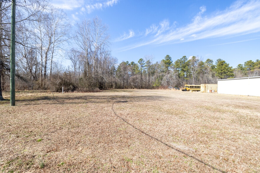 More Photos Of 7717 Richmond Tappahannock Hwy, Aylett Storefront Retail Office For Sale