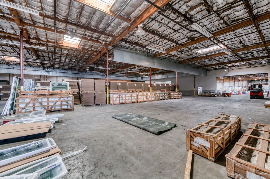 More Photos Of 5333 N Cornelia Ave, Fresno Warehouse For Sale