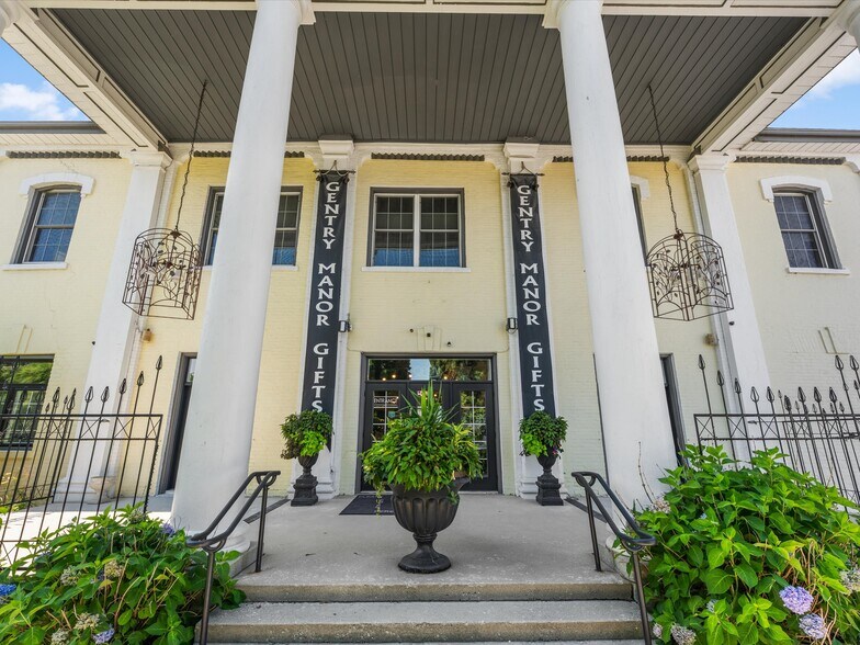 More Photos Of 9 Park St, Chatham Storefront For Sale