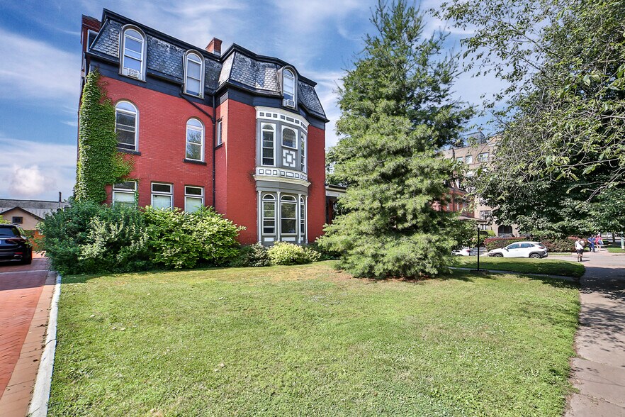 Primary Photo Of 176 North St, Buffalo Apartments For Sale