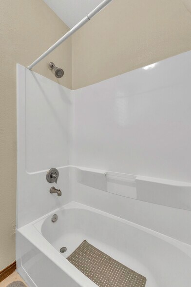 More Photos Of 636 Keagle Rd, Socorro Specialty For Sale