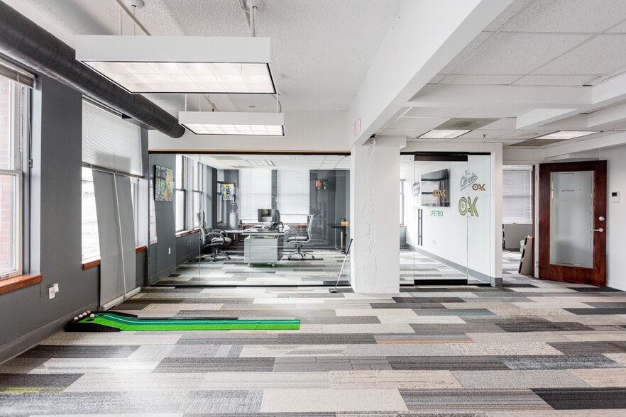 More Photos Of 1300 Broadway St, Detroit Office For Lease