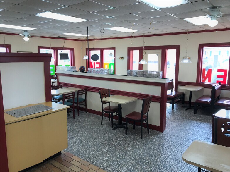 More Photos Of 954 Main St, Southaven Fast Food For Sale