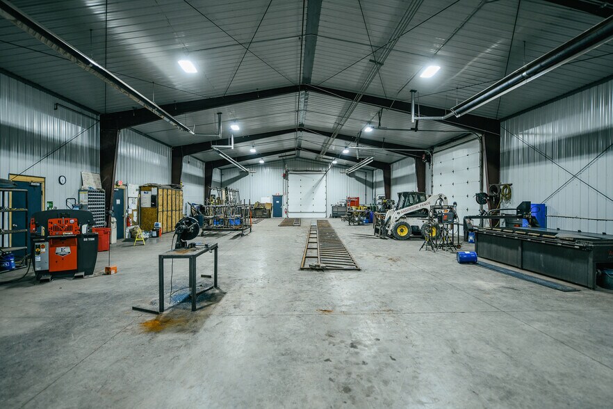 More Photos Of 40 Taylor dr, Dillon Industrial For Sale