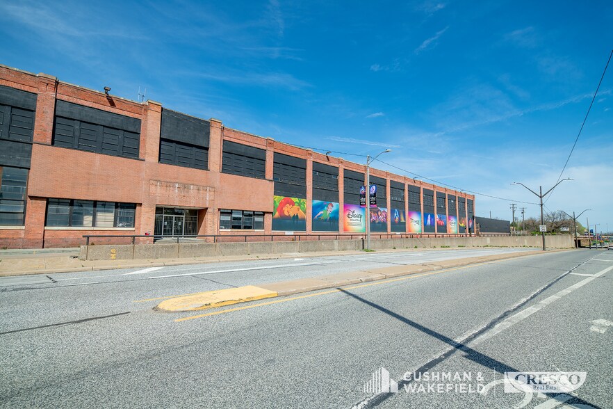 More Photos Of 850 E 72nd St, Cleveland Warehouse For Lease