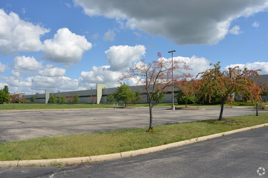 More Photos Of 1930-2000 Composite Dr, Kettering Light Manufacturing For Lease