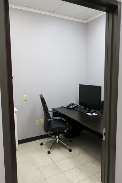 More Photos Of 9889 Bellaire Blvd, Houston Unknown For Lease