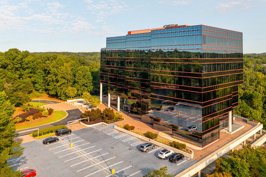 More Photos Of 9040 Roswell Rd, Atlanta Office For Lease