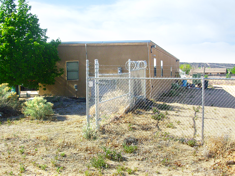 More Photos Of 3040 Todos Santos St NW, Albuquerque Warehouse For Lease