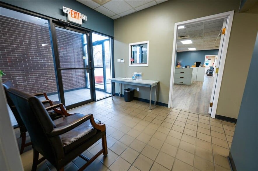 More Photos Of 320 4th St, Blawnox Manufacturing For Sale