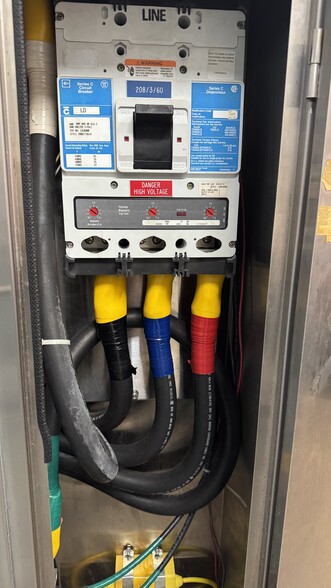 More Photos Of 2227 Welbilt Blvd, New Port Richey Office For Sale