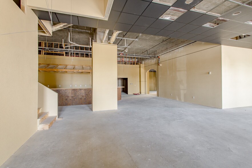More Photos Of 4001 Nicholson Dr, Baton Rouge Hotel For Lease