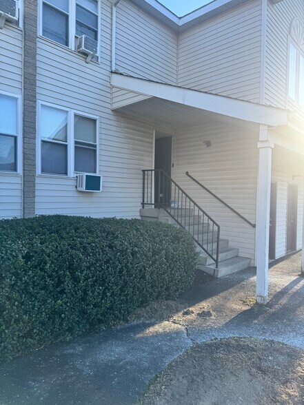 More Photos Of Capital Woods, Albany Apartments For Sale