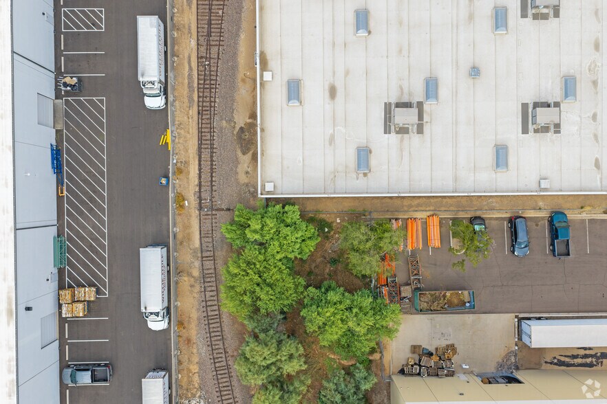 More Photos Of 4441 W Polk St, Phoenix Manufacturing For Lease