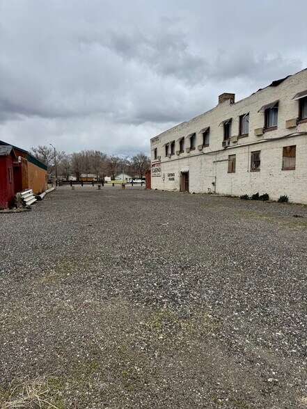 More Photos Of 479 6th Street St, Wells Industrial For Sale