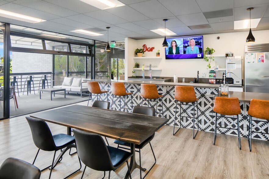 More Photos Of 18012 Cowan, Irvine Office For Lease