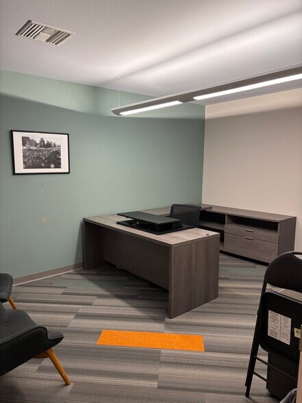 More Photos Of 321 N Maple St, North Little Rock Office For Lease