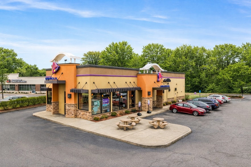 More Photos Of 850 N Green St, Brownsburg Fast Food For Sale