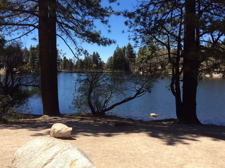 More Photos Of 33257-33271 Green Valley Lake Rd, Green Valley Lake Freestanding For Lease