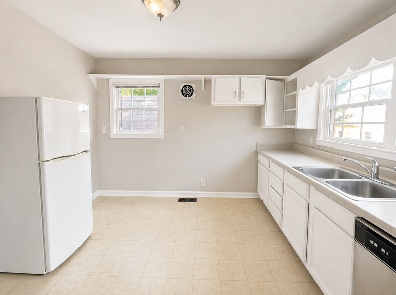 More Photos Of 1463 Church St, Decatur Office Residential For Sale