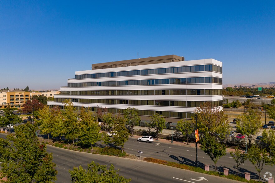More Photos Of 2300 Contra Costa Blvd, Pleasant Hill Office For Lease