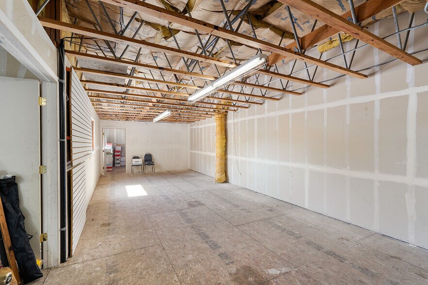 More Photos Of 111 Tennessee St, Vallejo Auto Dealership For Sale
