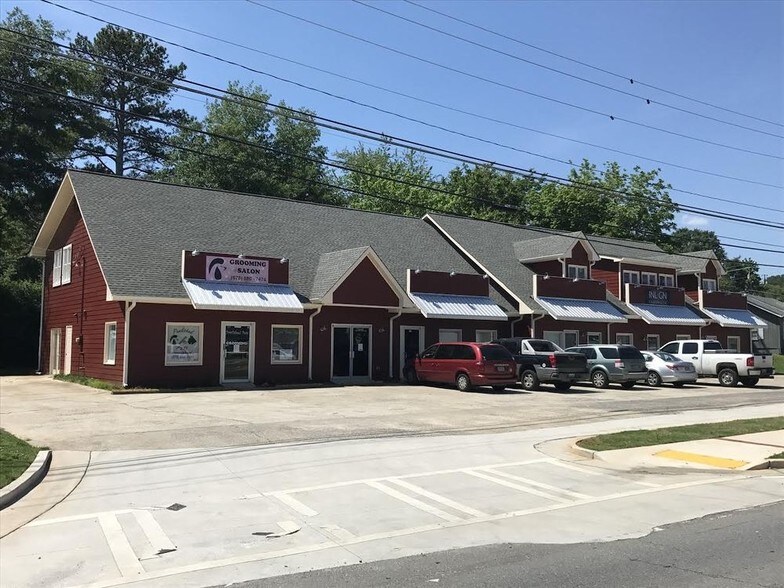 More Photos Of 2800 Holly Springs Pky, Holly Springs General Retail For Lease