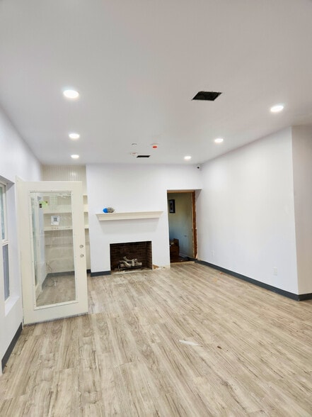 More Photos Of 1601 Broadway St, Galveston Assisted Living For Sale