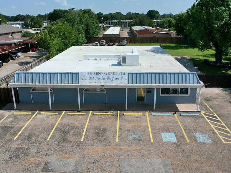 More Photos Of 1922 Dallas St, Pasadena Religious Facility For Sale