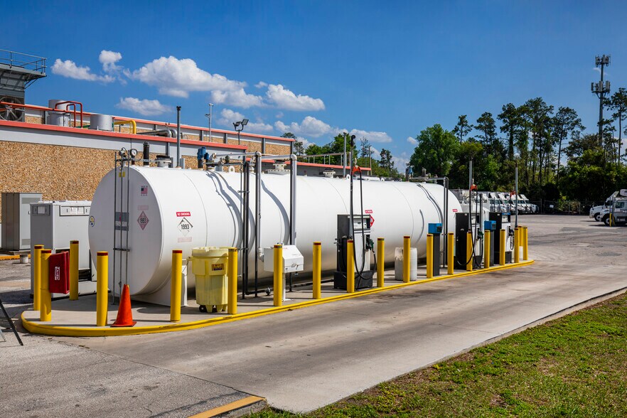 More Photos Of 2292 W Sand Lake Rd, Orlando Refrigeration Cold Storage For Lease