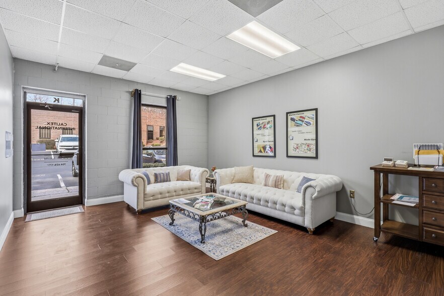 More Photos Of 4455 Morris Park Dr, Mint Hill Light Distribution For Lease
