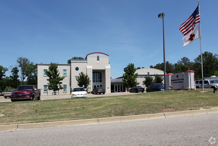 More Photos Of 5015 Woods Crossing Rd, Montgomery Office For Sale