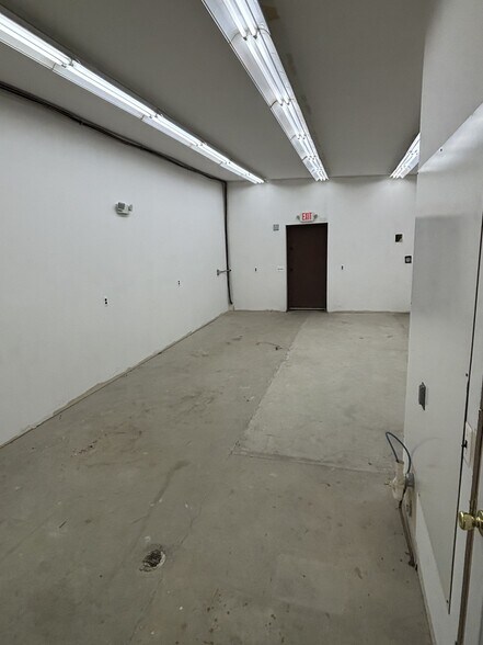 More Photos Of 409 Hazel Ave, Ewing Warehouse For Sale