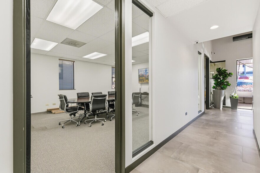 More Photos Of 7108 S Alton Way, Englewood Flex For Sale