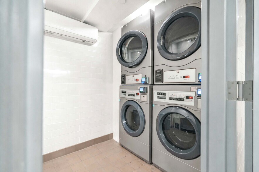 More Photos Of 2631 3rd St, Astoria Apartments For Sale