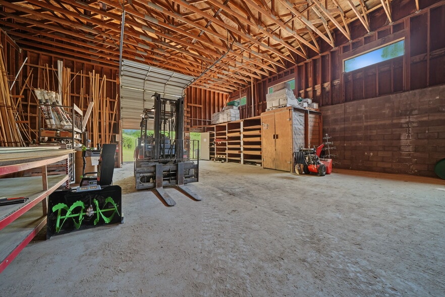 More Photos Of 1495 Linebaugh Rd, Arnold Industrial For Sale