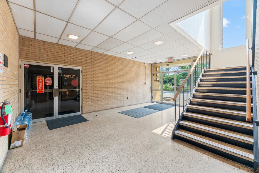 More Photos Of 160 Tices Ln, East Brunswick Office For Sale