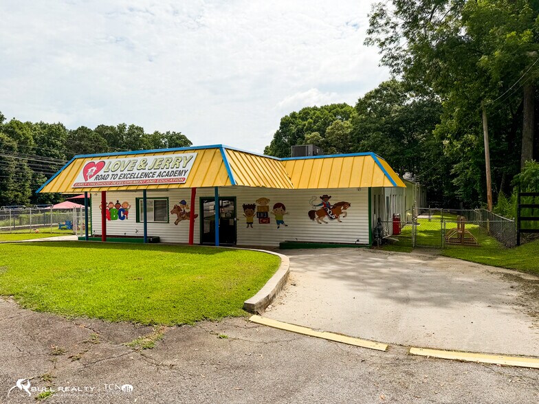 More Photos Of 431 Brownlee Rd, Jackson Daycare Center For Sale
