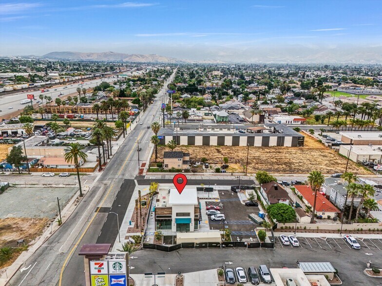 More Photos Of 539 N H St, San Bernardino Fast Food For Sale