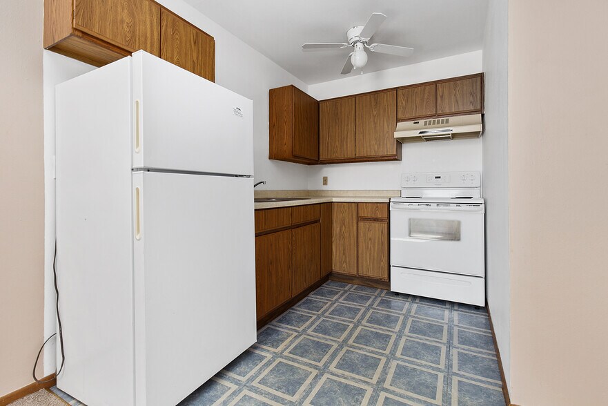 More Photos Of 20 Forest Ave, Fond Du Lac Apartments For Sale