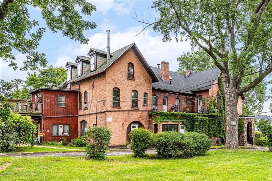 More Photos Of 1041 Lake Ave, Rochester Apartments For Sale