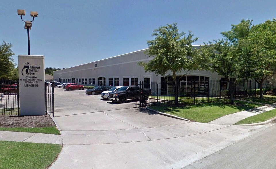 More Photos Of 5210-5244 N Sam Houston Pky E, Houston Unknown For Lease