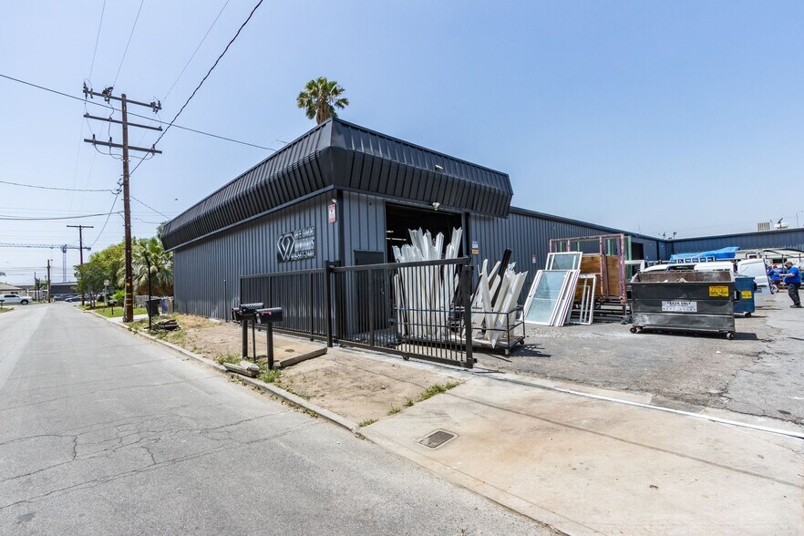 More Photos Of 448 S Pershing Ave, San Bernardino Warehouse For Sale