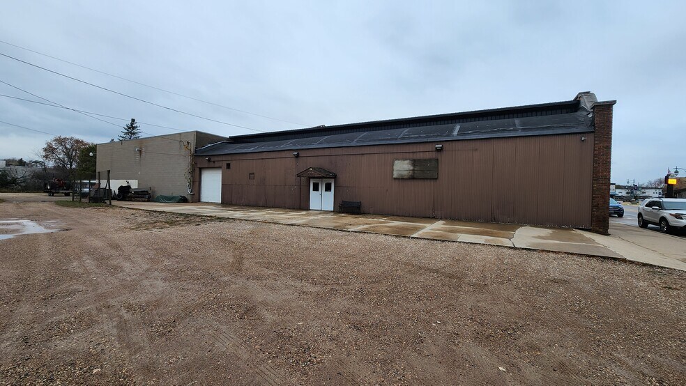 More Photos Of 109 S Main St, Marion Manufacturing For Sale