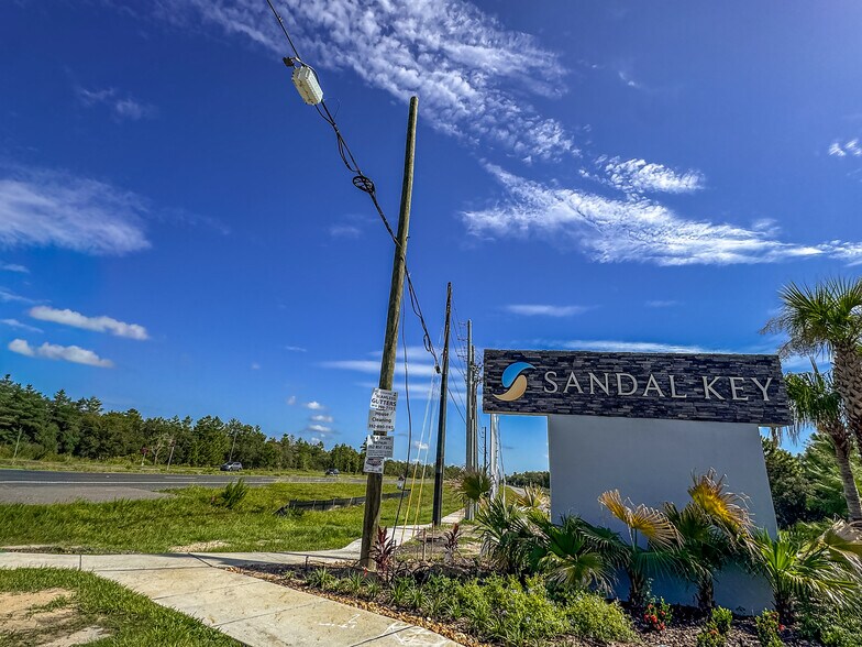 More Photos Of 11105 Commercial Way, Weeki Wachee Land For Sale