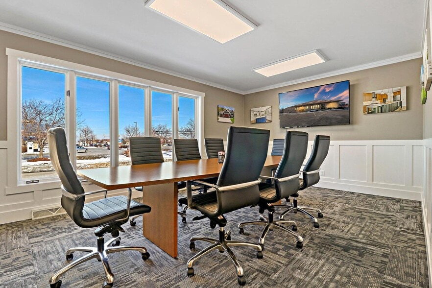 More Photos Of 5300 Green Bay Rd, Kenosha Medical For Lease