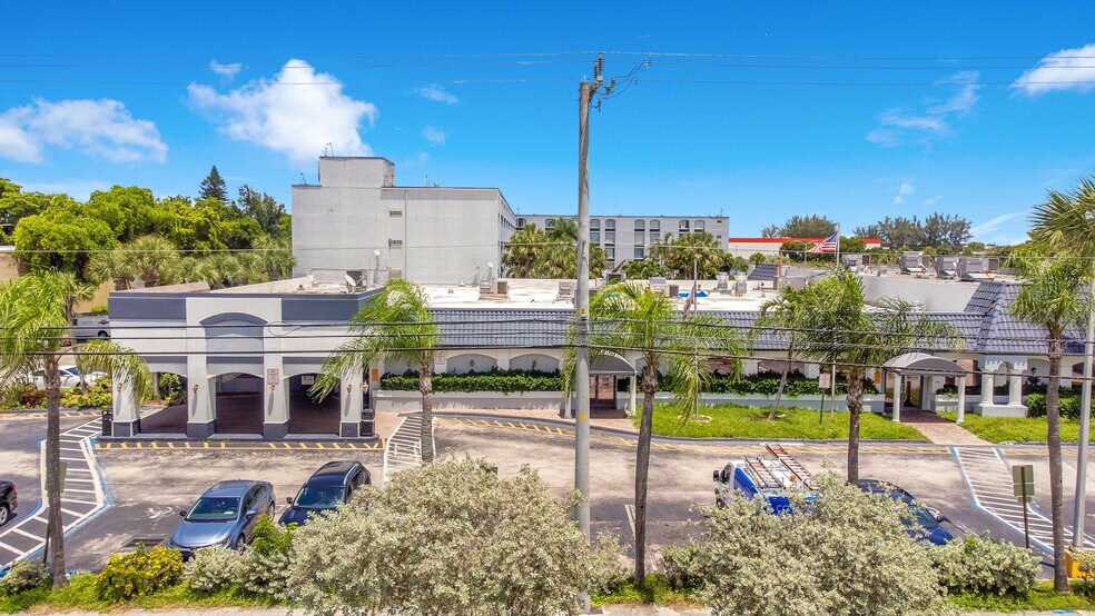 Primary Photo Of 5100 N State Road 7, Fort Lauderdale Hotel For Sale