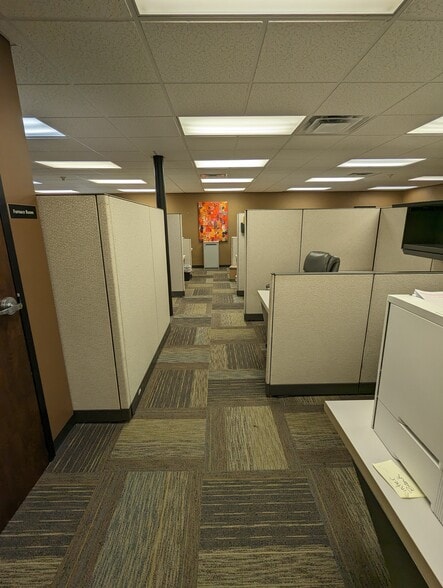 More Photos Of 222 W Main St, Belleville Medical For Sale