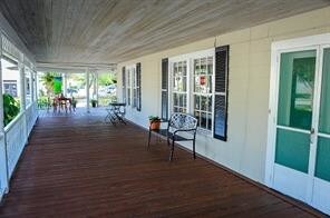 More Photos Of 1443 19th Pl, Vero Beach Specialty For Sale